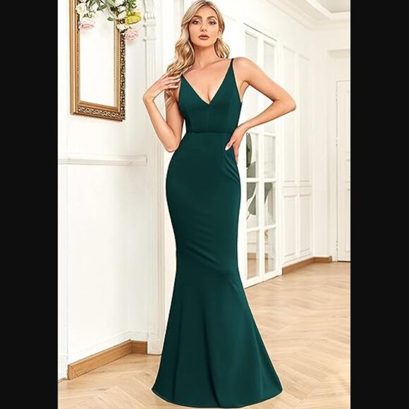 NWT - BUPT - Green Mermaid Evening Gown - Size Small - Picture 10 of 11